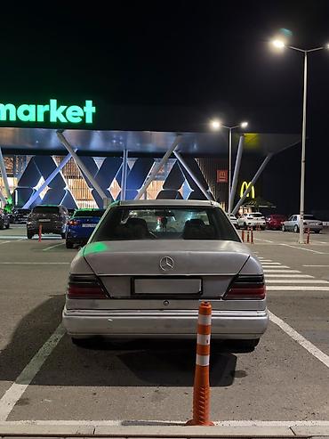 mercedes benz e 2000: Mercedes-Benz sedan – klassik W124 Alan adam sadəcə — 5
