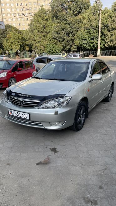 самая дешевая машина в бишкеке: Toyota Camry: 2005 г., 2.4 л, Автомат, Бензин, Седан