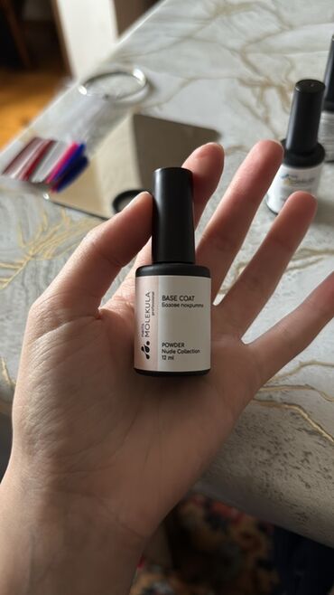 Manikür, pedikür aparatları: Manikür üçün avadanlıq dəsti tək tək də satılır hər biri Tərkib: - — 46