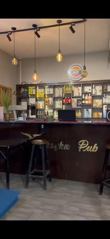 velosiped kirayə: CHAYKA – açıq hava restoran və məkan - Rahat həyət konsepti: girişdə — 5