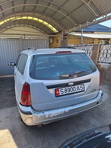 Ford: Ford Focus: 2002 г., 2 л, Механика, Бензин, Универсал — 2