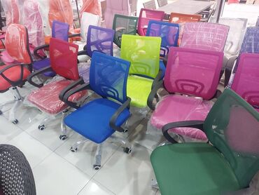 Ofis və oyun kresloları: Yeni, Təkərli, Qolları tənzimlənmir, Parça — 15