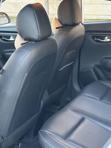 Kia: Kia Rio: 1.6 l | 2019 il Hetçbek — 8