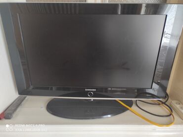 playstation islenmis: Б/у Телевизор Samsung LCD 82" HD (1366x768), Самовывоз