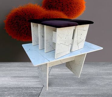 кухонный мебел: Комплект стол и стулья Кухонный, Новый