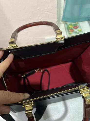 armani exchange барсетка: Фирменная сумка FENDI