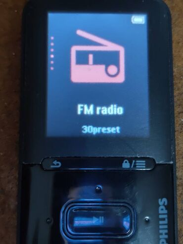 IPod i MP3-plejeri: Ocuvan i provereno ispravan Philips GoGear VIBE 4GB mp3 plejer sa — 6