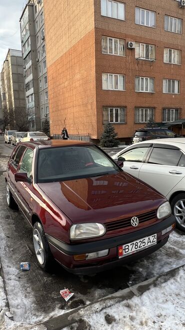 Volkswagen: Volkswagen Golf: 1992 г., 1.8 л, Механика, Бензин, Хэтчбэк