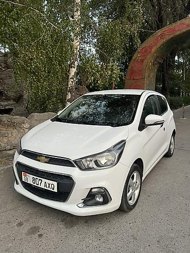 Chevrolet Spark: 2017 г., 1 л, Автомат, Бензин, Хэтчбэк