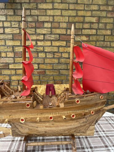 Модели кораблей: Продаю Карабаль можно поставить дома в офисе в кабинете или же — 8