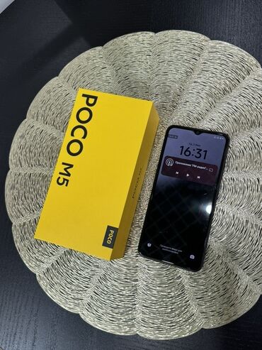 цена кнопочного телефона: Poco M5, цвет - Черный