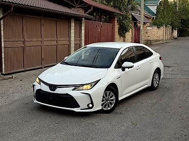 11600: Toyota Corolla: 2020 г., 1.8 л, Вариатор, Гибрид, Седан — 2