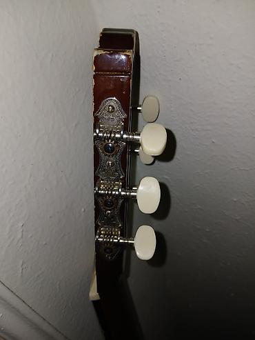 elektron gitara per page 40: Əla gitara var qiyməti cəmi 95-₼ ideal vəziyyətdədir!!! — 4