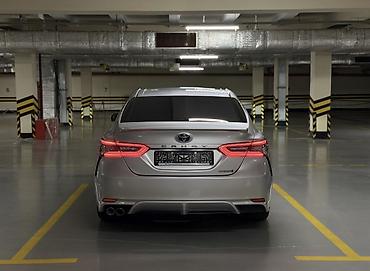 серебряный кулон: Сдаю Toyota Camry, Почасово, Без водителя, | Водительские права — 3
