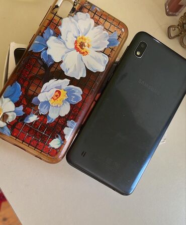 Samsung Galaxy A10, rəng - Qara