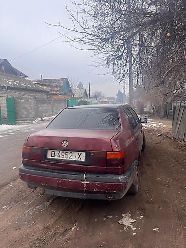 Volkswagen: Volkswagen Vento: 1993 г., 1.6 л, Механика, Бензин, Седан — 10