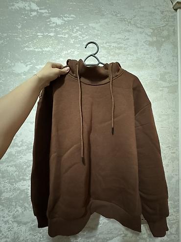 Qəhvəyi rəngli kapüşonlu sviter (hoodie) - Rəng: tünd qəhvəyi - lalafo.az -da Qəhvəyi rəngli kapüşonlu sviter (hoodie) - Rəng: tünd qəhvəyi -