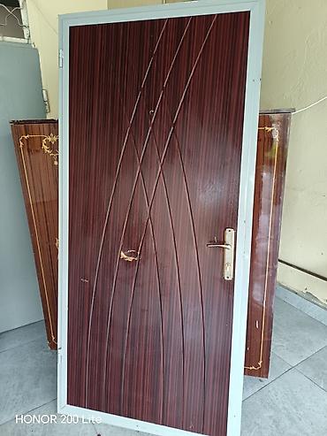 domax qapi: Metall və taxta qapılar – dəstlə - 2 ədəd giriş/texniki qapı: metal — 1