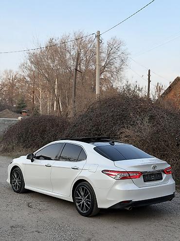 Toyota: Toyota Camry: 2022 г., 2.5 л, Автомат, Бензин, Седан — 20