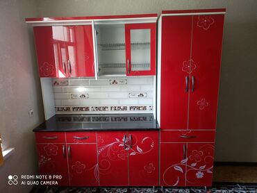 мебельные стенки: Кухонный гарнитур, Шкаф, цвет - Красный, Б/у