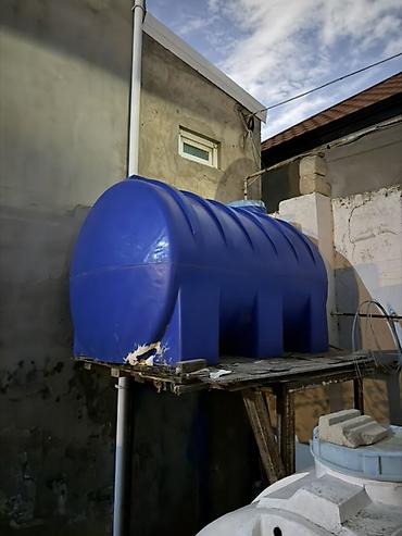 Bak, Plastik, 2000 l l, İşlənmiş, Ünvandan götürmə, Ödənişli çatdırılma