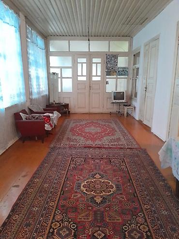 ev alqi satqi kiraye: Satılır: həyətli, geniş sahəli yaşayış evi 4otaqlı 196kvadrat kupçalı — 8