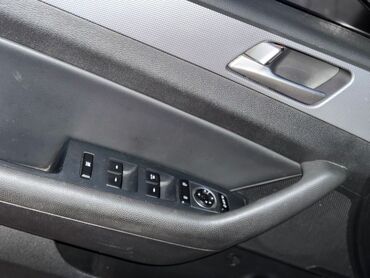 Hyundai: Hyundai Sonata: 2018 г., 2 л, Автомат, Газ, Седан — 19