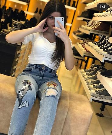jeven brus qiyməti: - Qadın üçün cins şalvar - Model: yüksək belli, düz kəsim - Rəng: açıq — 1
