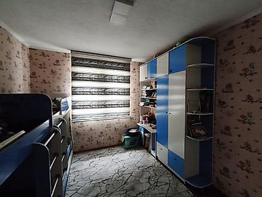 Продажа коттеджей и домов: Продаётся 4-комнатный жилой дом со всеми удобствами. Дом в хорошем — 11