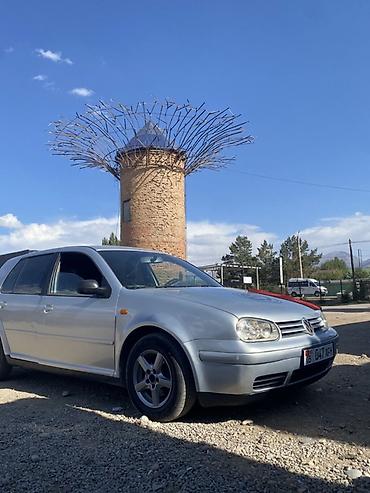 Volkswagen Golf: 1998 г., 1.4 л, Механика, Бензин, Хэтчбэк
