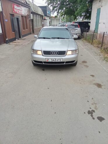 одиссей шатыл: Audi A4: 1998 г., 1.6 л, Механика, Бензин, Седан
