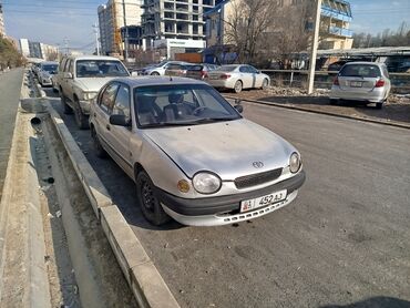 Toyota: Toyota Corolla: 1998 г., 1.6 л, Автомат, Бензин, Хэтчбэк