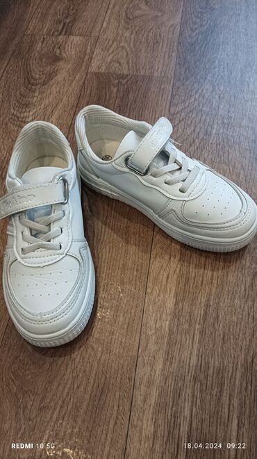 Детская обувь: Обувь на весну. в отличном состоянии. Кожа. почти новые. размер 30