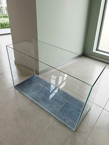 gence akvarium: Dördbucaq akvarium, Boş, 200 l — 1