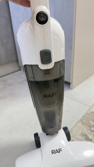 jack e4: Вертикальный проводной пылесос RAF
Минимальный торг — 2