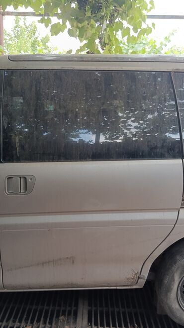 Другие детали ходовой части: Продаю запчасти на, Митсубиси Делика, дизель 2,8 И есть — 13