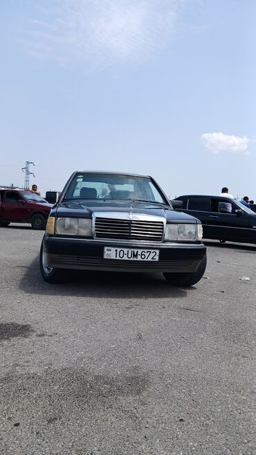 xacmaz masin satisi: Mercedes-Benz 190: 2 l | 1992 il Sedan