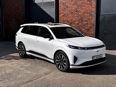 электро минивэн китай: Dongfeng : 2026 г., 1.5 л, Автомат, Гибрид, Кроссовер — 2