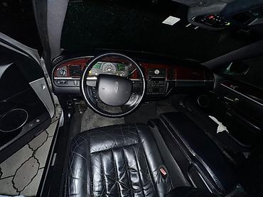 ветродуй для машины: Lincoln Town Car: 2006 г., Автомат, Бензин, Лимузин — 9