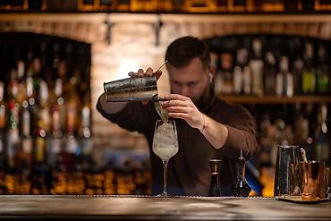 Barmenlər: Barmen, 1-2 illik təcrübə — 1