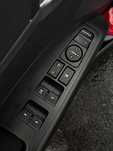 byd e6: Hyundai Avante: 2019 г., Седан — 4