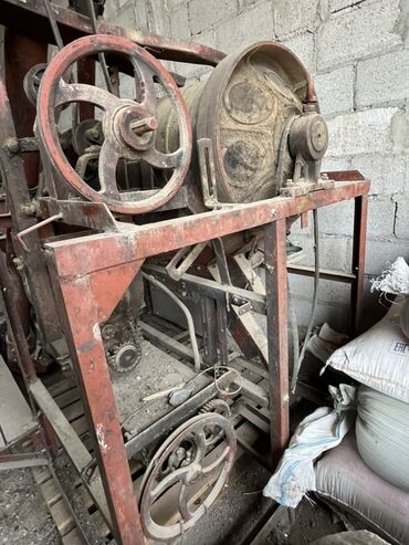 видеорегистраторы в бишкеке цены: Магнитки 2 шт есть каждый по 110000 тысяч советский лучшие договорной