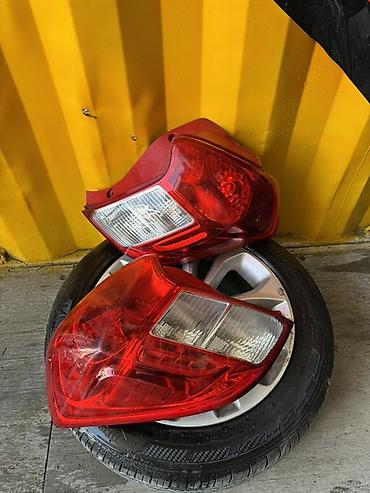 Задние фонари (левый и правый) для легкового автомобиля. Chevrolet at lalafo.kg Задние фонари (левый и правый) для легкового автомобиля. Chevrolet