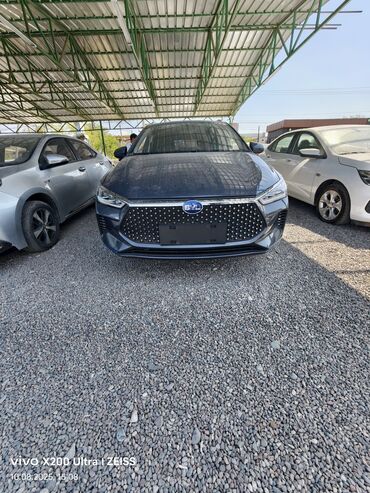 электромобиль neta: BYD e2 — это компактный электрический хэтчбек, обновлённый в 2024 году