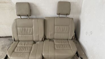 сиденье на сапог: Третий ряд сидений, Кожа, Toyota Б/у