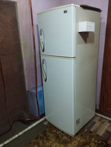 monitor lg 19 djujmov: Холодильник LG, Б/у, Двухкамерный, 60 * 167 *