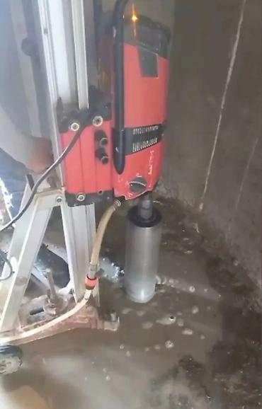 Beton işləri: Beton kesen beton kesimi beton deşən beton kəsən senarez kesimi — 7