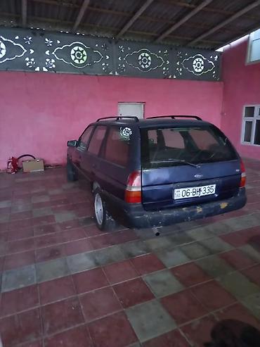 mini traktor tap az: Ford Escort: 1.6 l | 1998 il Universal — 4
