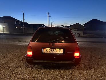 Toyota: Машына состояние нормально двигатель мощный Объем 1.8 каропка — 9