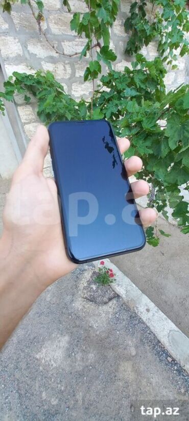 iphone 11 2 ci el qiymeti: IPhone 11 Pro, 64 GB, Matte Midnight Green, Sənədlərlə